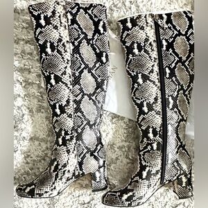 Stuart Weitzman Celina Python Knee High Boots NWT Full Set 8